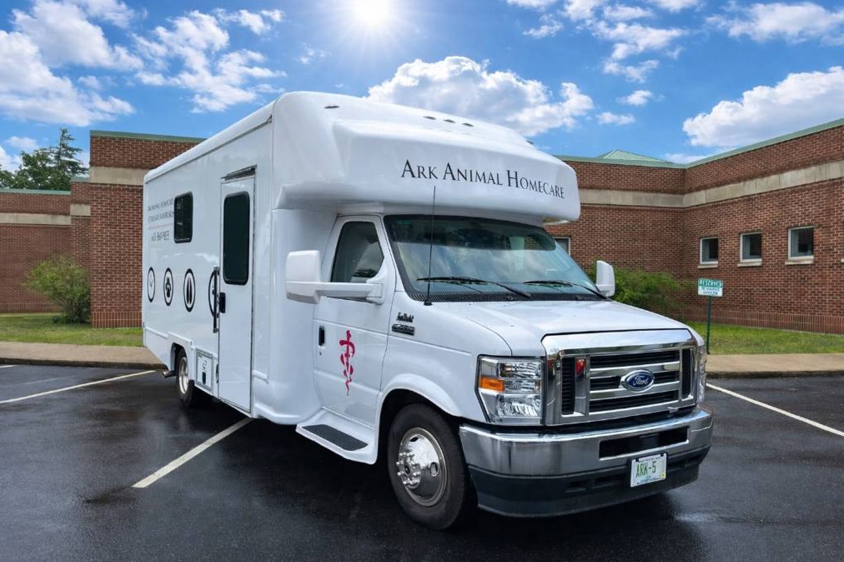 Ark Seacoast mobile veterinary unit